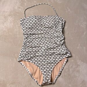 Cute J.CREW One Piece Strapless Bandeau Bathing Suit Size Medium 💕💗
